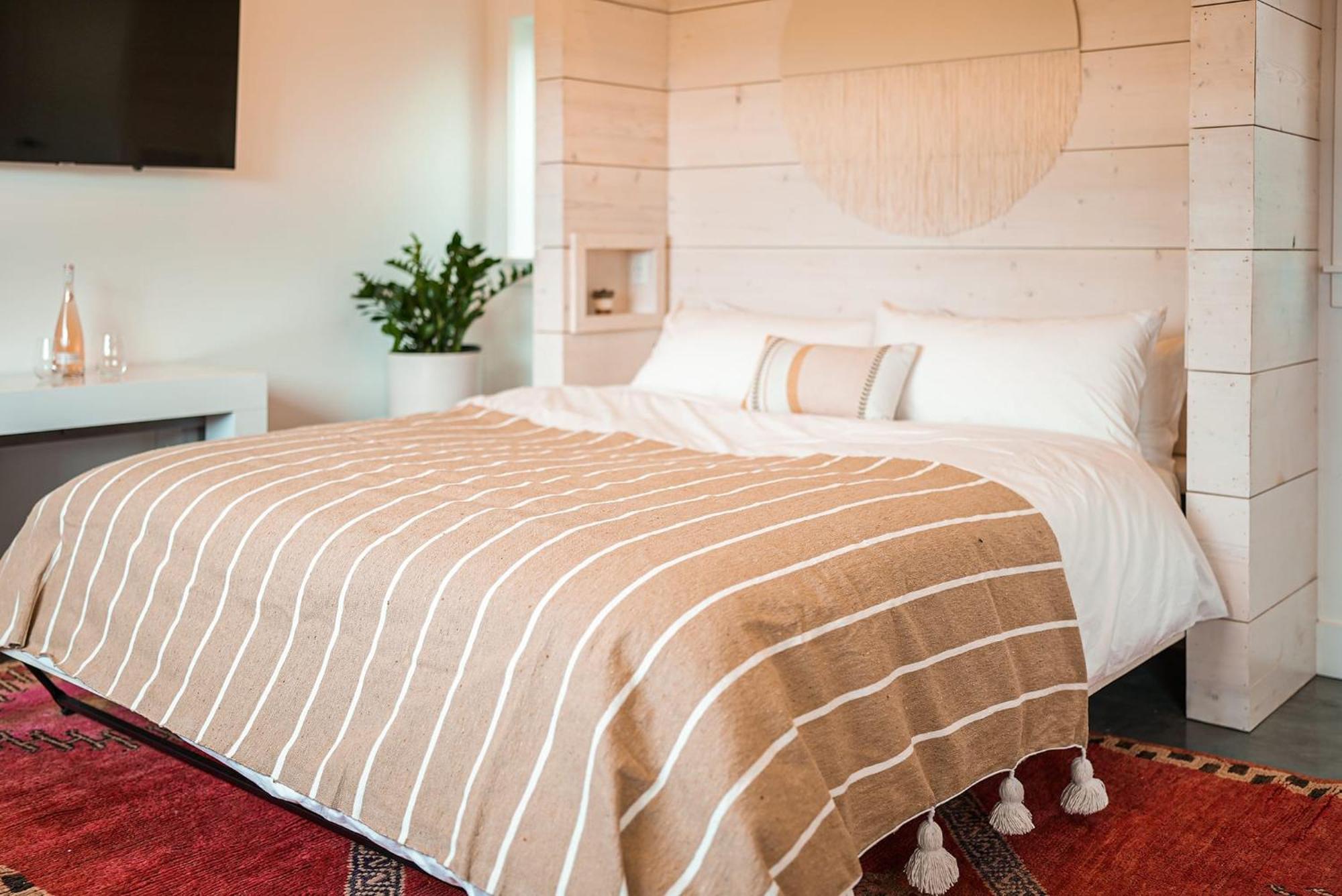 Funboard Room Includes King Bed And Mini Kitchenette Stinson Beach Exterior photo